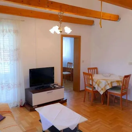 Apartment With A Parking Space Palit, Rab - 22562 *