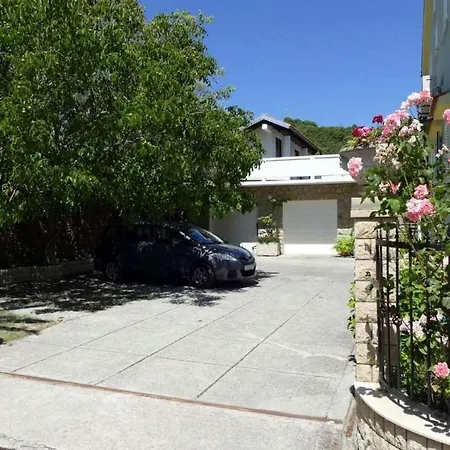 Apartment With A Parking Space Palit, Rab - 22562
