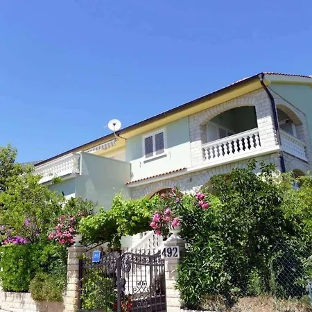 Appartamento With Parking Space Palit, Rab - 22562 *
