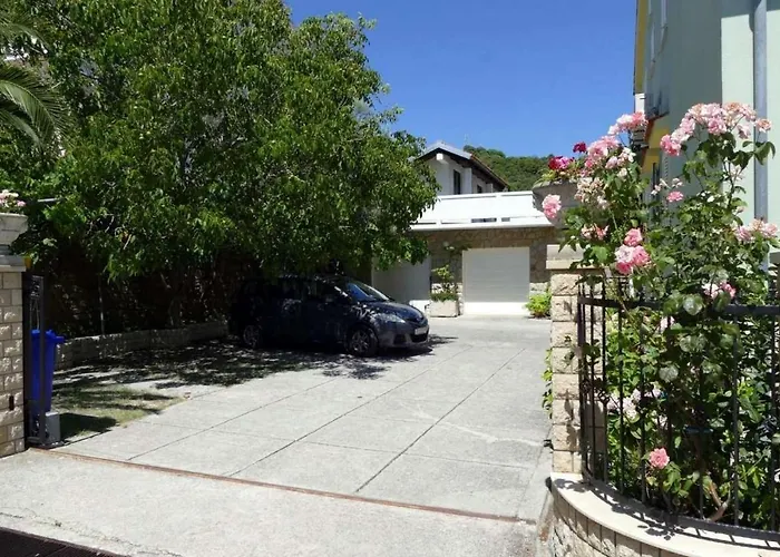 Apartamento With Parking Space Palit, Rab - 22562