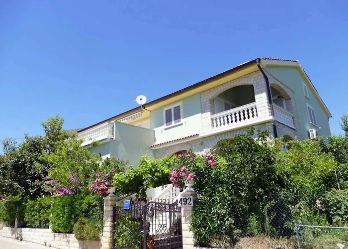 Apartamento With Parking Space Palit, Rab - 22562 *