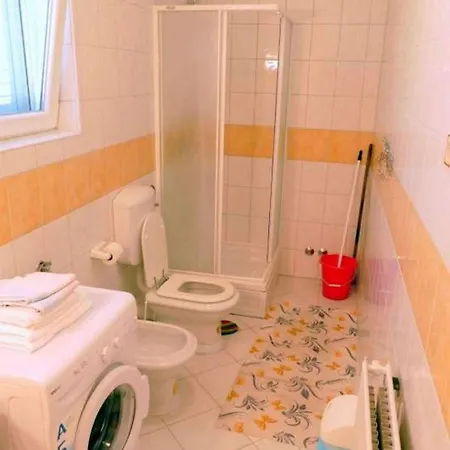 With Parking Space Palit, Rab - 22562 * 라브